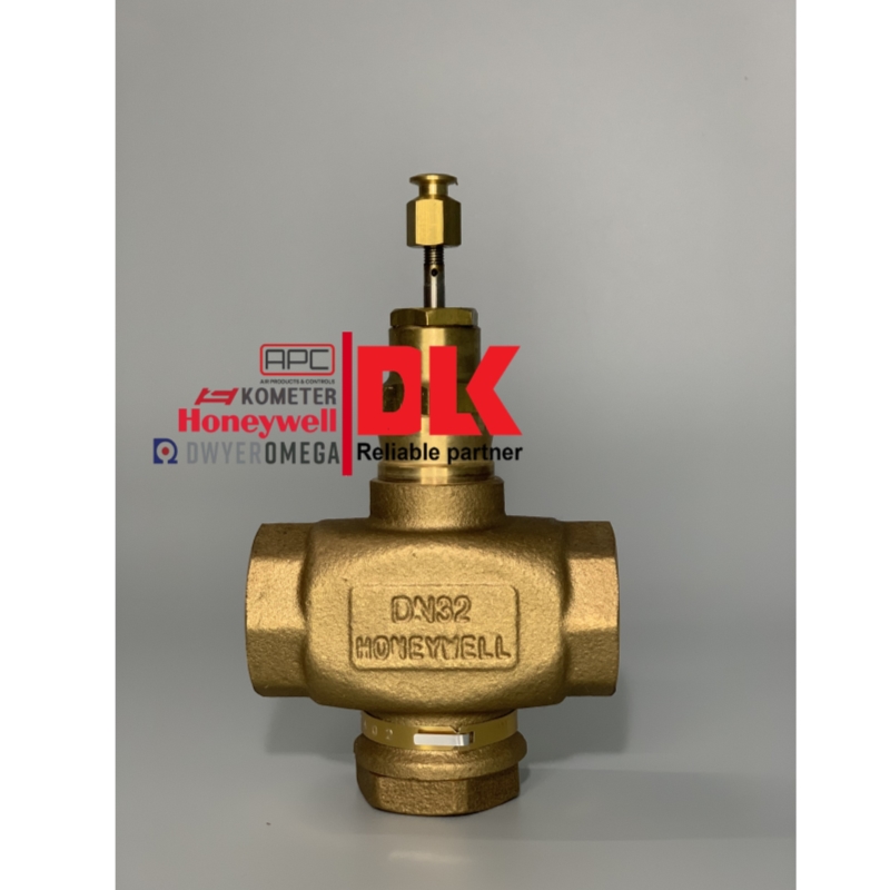 SERIES V5011P TWO-WAY THREADED GLOBE VALVE