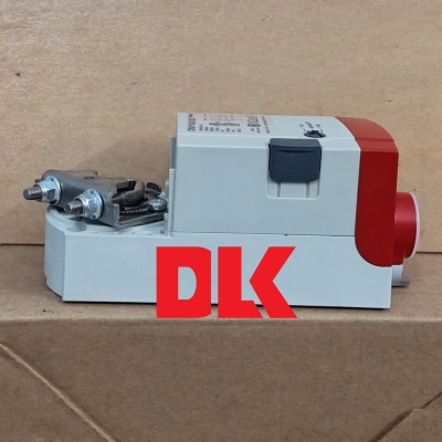 z7126705058220_c747cc390e01404aeff7e25e0208e247